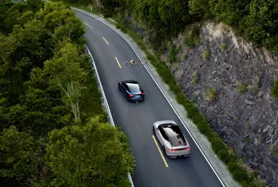 Lynk & Co 10 77 kWh RWD - Gallery Image