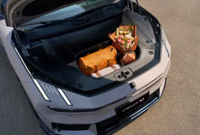 Lynk & Co 10 77 kWh RWD - Gallery Image