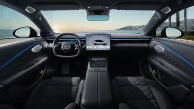 Lynk & Co 10 77 kWh RWD - Gallery Image