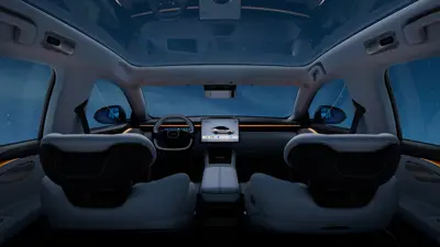 Lynk & Co 10 77 kWh RWD - Gallery Image
