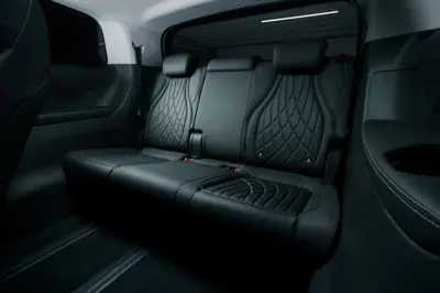Maxus MIFA 9 90 kWh - Gallery Image
