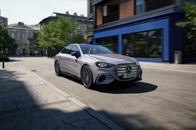 Mercedes C 400 4MATIC electric - Gallery Image