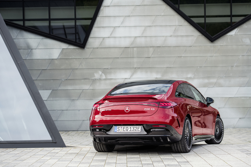 Mercedes-AMG EQE 43 4MATIC