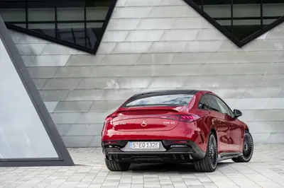 Mercedes-AMG EQE 43 4MATIC