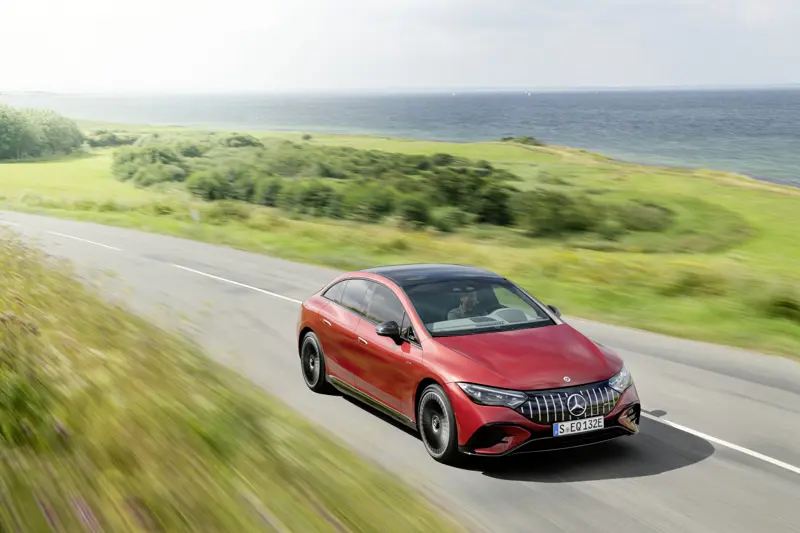 Mercedes EQE