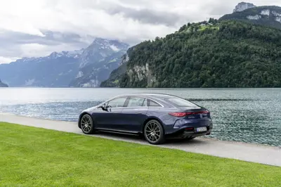 Mercedes-EQ EQS 450+