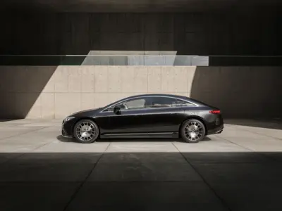 Mercedes EQS 400 - Gallery Image