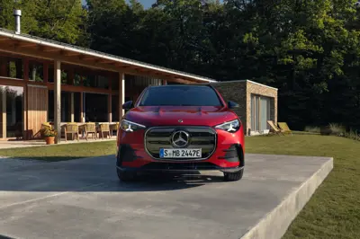 Mercedes GLA 350 4MATIC - Gallery Image