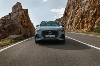 Mercedes GLA 350 4MATIC - Gallery Image