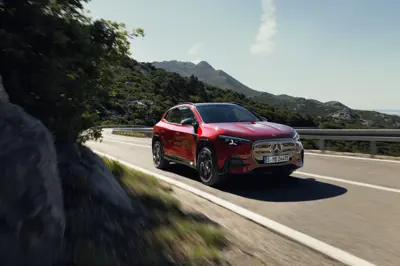 Mercedes GLA 350 4MATIC - Gallery Image