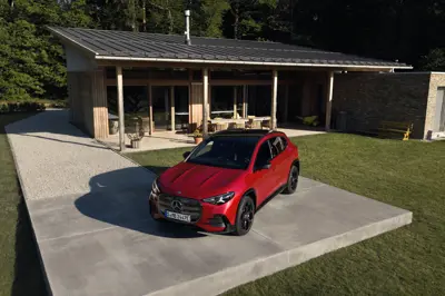 Mercedes GLA 350 4MATIC - Gallery Image