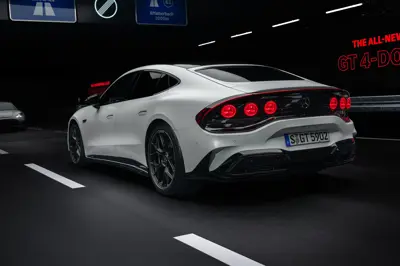 Mercedes GT 55 4-Door Coupé 4MATIC+ - Gallery Image