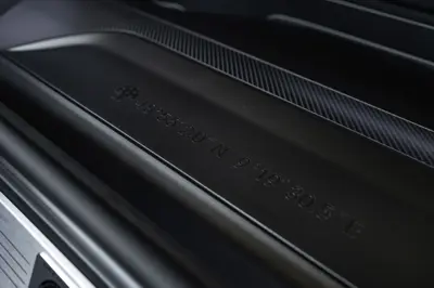 Mercedes GT 55 SUV - Gallery Image
