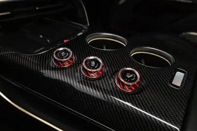Mercedes GT 55 SUV - Gallery Image