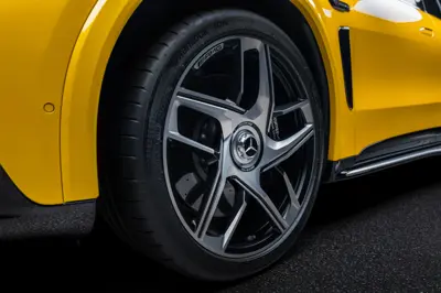 Mercedes GT 55 SUV - Gallery Image
