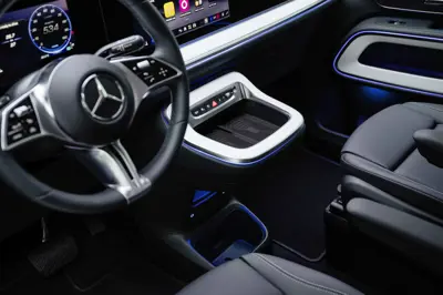Mercedes VLE 300 - Gallery Image