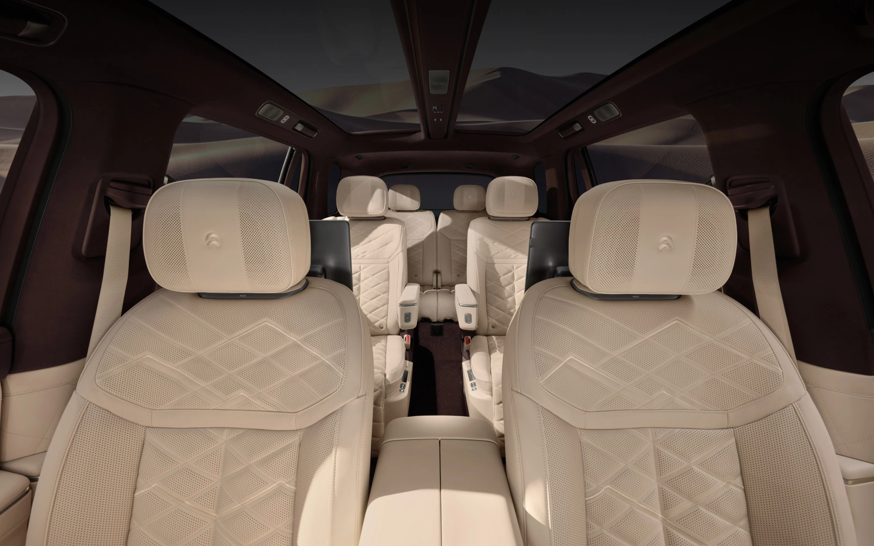 NIO ES9 interior showing six-seat executive cabin with premium front seats