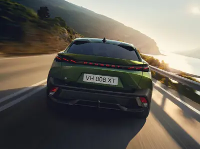 Peugeot e-408 58 kWh - Gallery Image