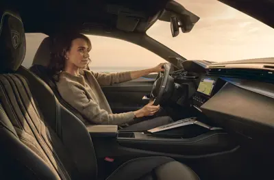 Peugeot e-408 58 kWh - Gallery Image