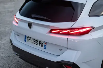 Peugot E-308 SW