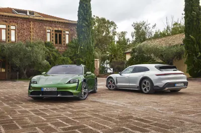Porsche Taycan 4S Cross Turismo