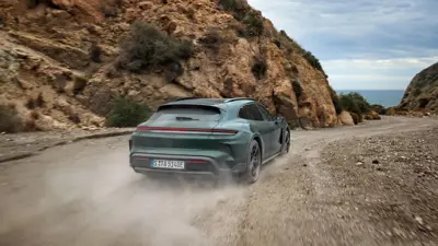 Porsche Taycan Turbo Cross Turismo