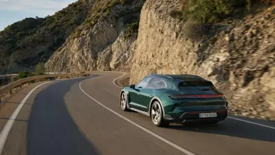 Porsche Taycan Turbo Cross Turismo