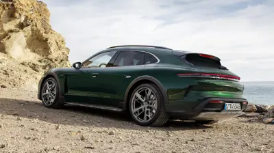 Porsche Taycan Turbo Cross Turismo