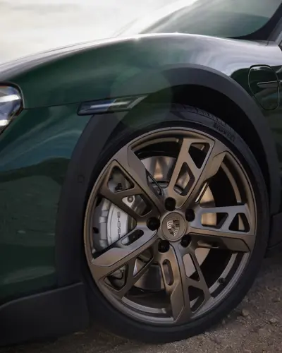 Porsche Taycan Turbo Cross Turismo