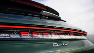 Porsche Taycan Turbo Cross Turismo