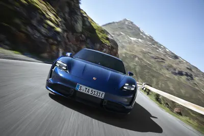Porsche Taycan Turbo (GEN1)