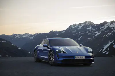 Porsche Taycan Turbo (GEN1)