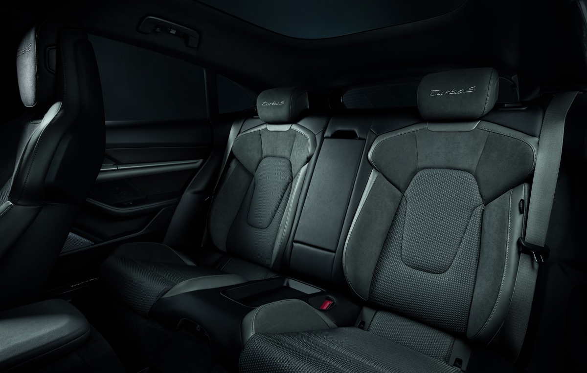 Porsche Taycan Turbo S Sport Turismo