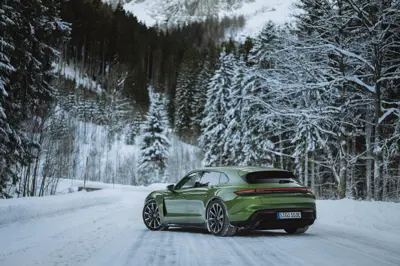 Porsche Taycan Turbo Sport Turismo