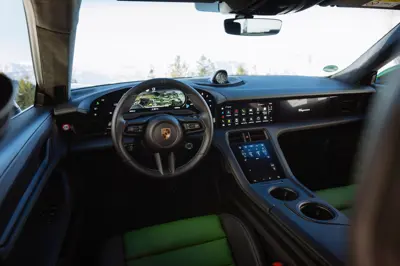 Porsche Taycan Turbo Sport Turismo