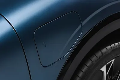 Renault Megane E-Tech 67 kWh - Gallery Image