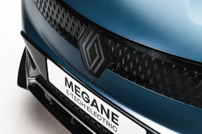 Renault Megane E-Tech 67 kWh - Gallery Image