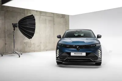 Renault Megane E-Tech 67 kWh - Gallery Image
