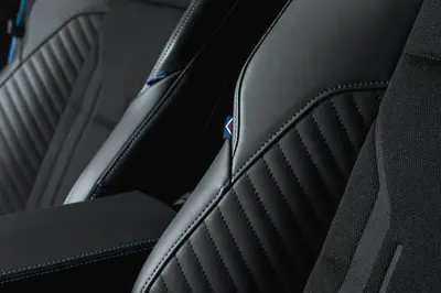 Renault Megane E-Tech 67 kWh - Gallery Image
