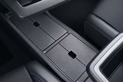 Renault Megane E-Tech 67 kWh - Gallery Image