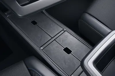 Renault Megane E-Tech 67 kWh - Gallery Image