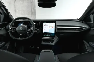 Renault Megane E-Tech 67 kWh - Gallery Image