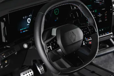 Renault Megane E-Tech 67 kWh - Gallery Image