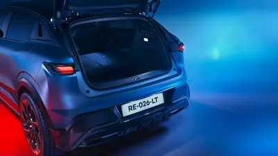 Renault Megane E-Tech 67 kWh - Gallery Image