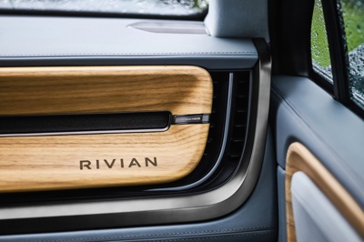 Rivian R1S Dual-Motor AWD SP