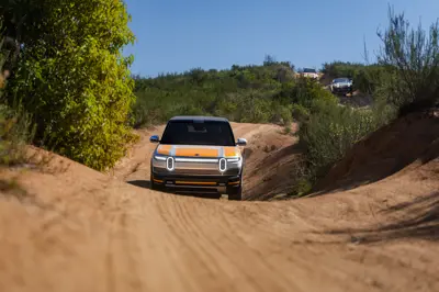 Rivian R2 Dual-Motor AWD - Gallery Image