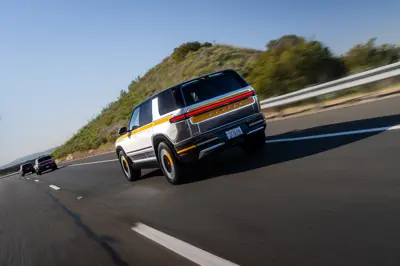 Rivian R2 Dual-Motor AWD - Gallery Image