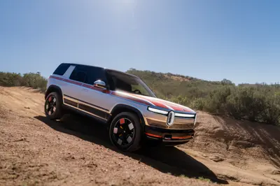 Rivian R2 Dual-Motor AWD