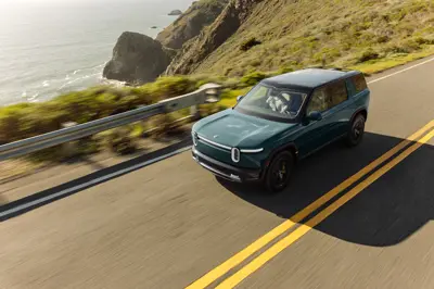 Rivian R2 Dual-Motor AWD Performance - Gallery Image