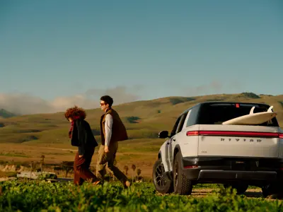 Rivian R2 Dual-Motor AWD Performance - Gallery Image